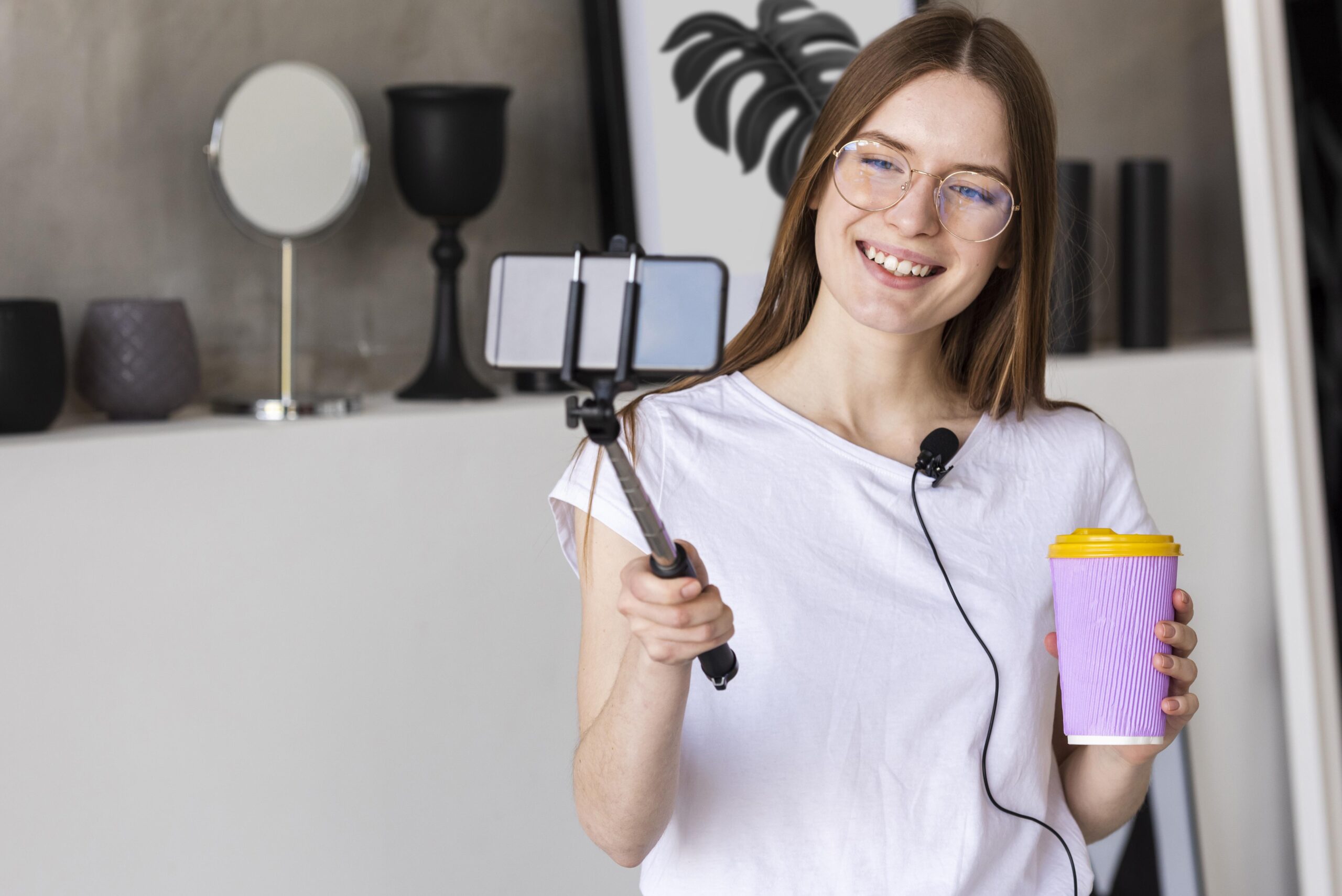 How Influencers Build Loyal Communities: 5 Tactics from Top Creators